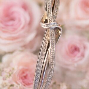 Elegant Silver Women's Bracelet